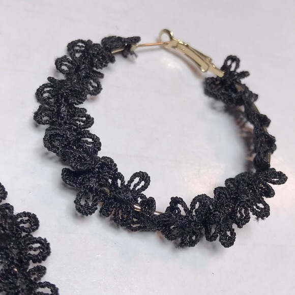 CROCHET FLORAL Gold Hoop Earrings - Picture 7 of 11